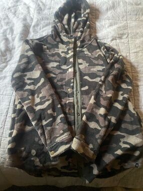 Volcom Brown and Olive Camo Fleece Hoodie